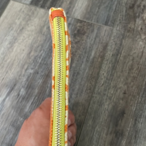 Spartina rust & green Aztec print wristlet - Picture 5 of 7